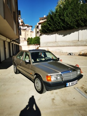 Mercedes-Benz 190, снимка 1 - Автомобили и джипове - 45627427