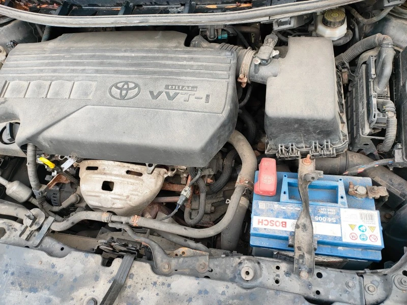 Toyota Auris 1, 33 VVT-i E15UT A, снимка 6 - Автомобили и джипове - 46637619