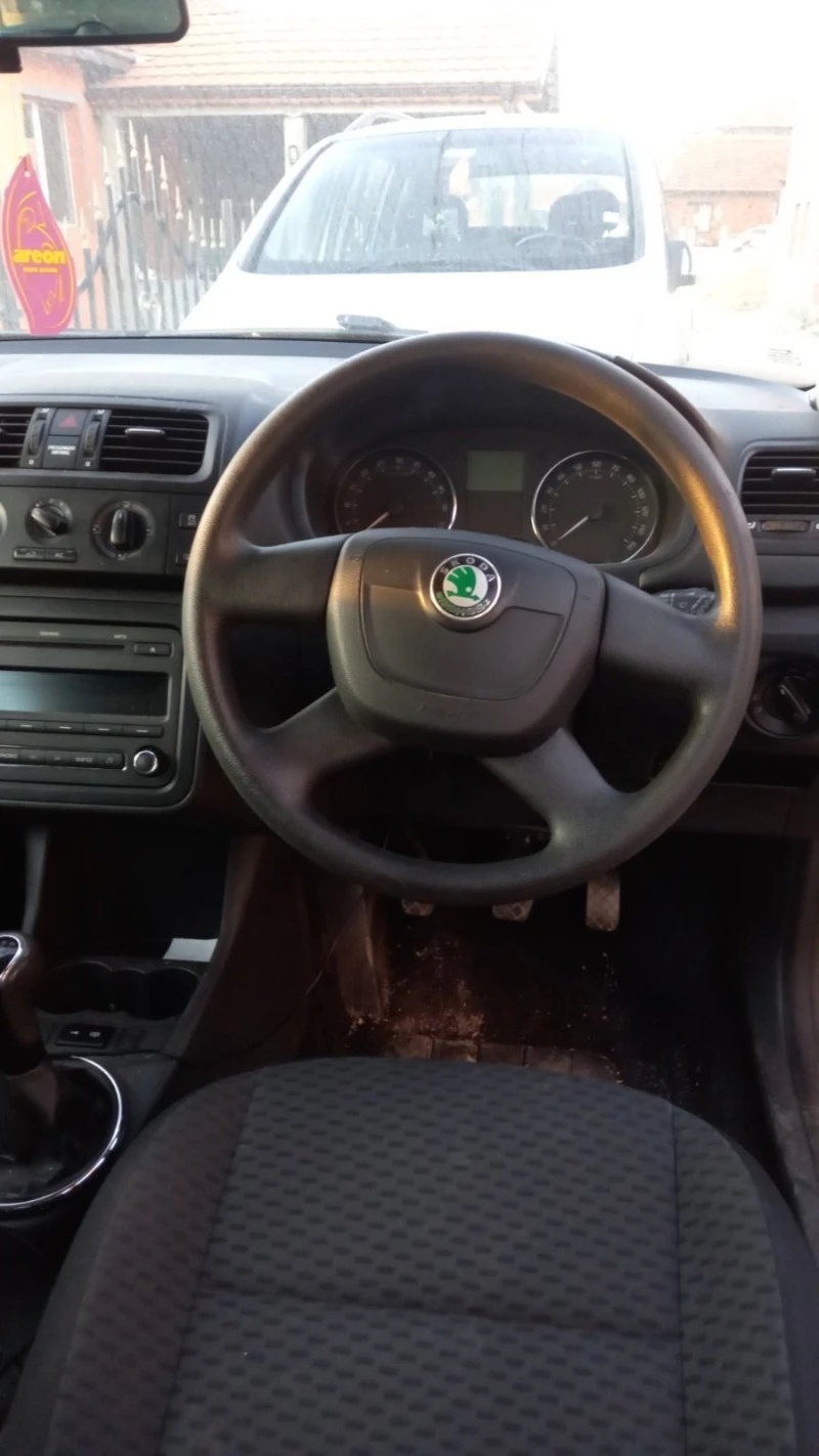 Skoda Fabia 1.2TDI, снимка 7 - Автомобили и джипове - 46676291