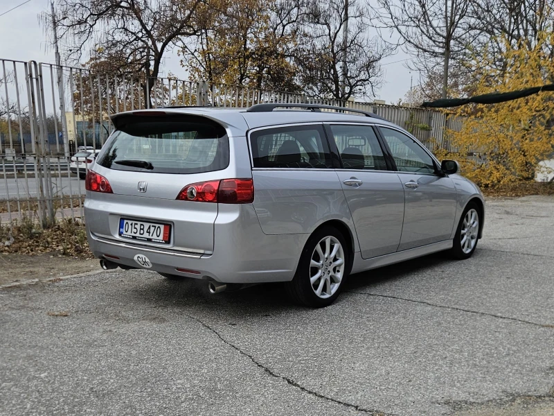 Honda Accord 2.4i-VTEC Executive Facelift NAVI, снимка 5 - Автомобили и джипове - 47531203