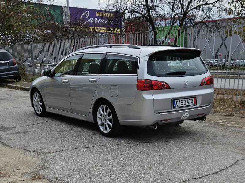 Honda Accord 2.4i-VTEC Executive Facelift NAVI, снимка 7 - Автомобили и джипове - 47531203