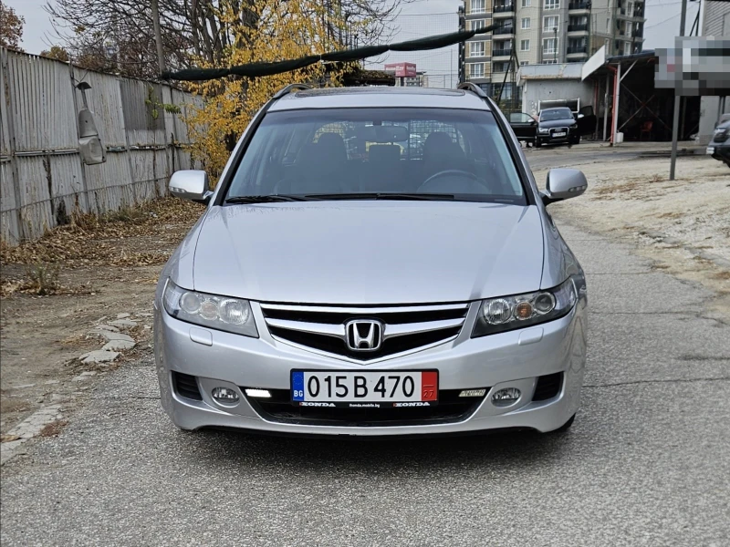 Honda Accord 2.4i-VTEC Executive Facelift NAVI, снимка 2 - Автомобили и джипове - 47531203