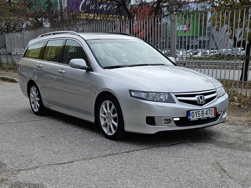 Honda Accord 2.4i-VTEC Executive Facelift NAVI, снимка 3 - Автомобили и джипове - 47531203