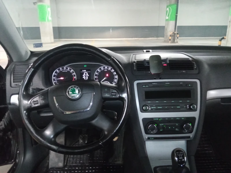 Skoda Octavia, снимка 10 - Автомобили и джипове - 52500925
