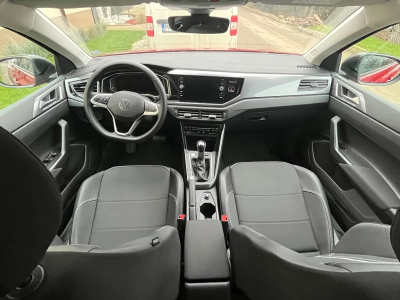 VW Taigo, снимка 12 - Автомобили и джипове - 52880925