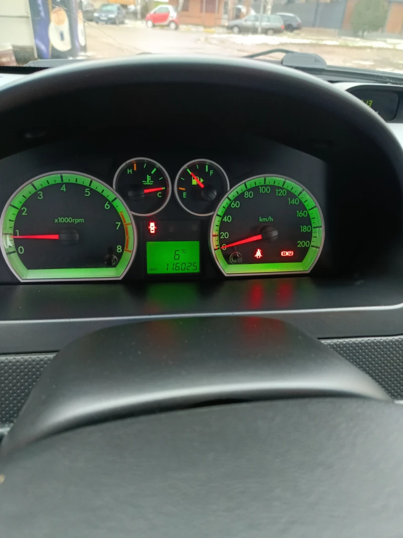 Chevrolet Aveo 1.4, снимка 7 - Автомобили и джипове - 53110032