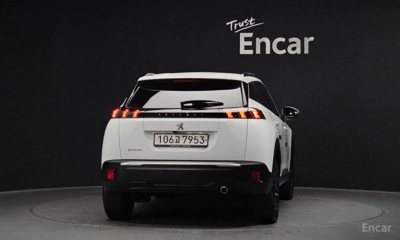 Peugeot 2008, снимка 4 - Автомобили и джипове - 53226422