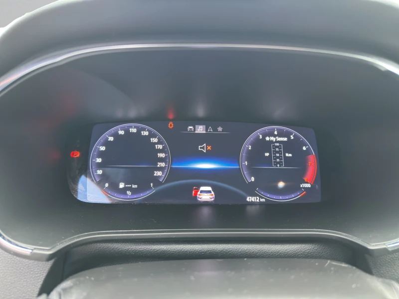 Renault Megane 1.3 TCI Intense, снимка 13 - Автомобили и джипове - 53450428