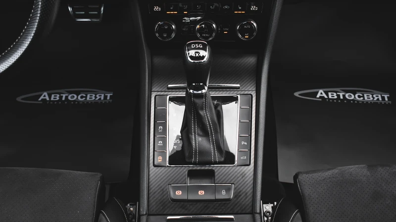 Skoda Superb Combi Sport Line 2.0 TDI 4x4 DSG, снимка 11 - Автомобили и джипове - 53594766