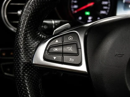 Mercedes-Benz C 300 4MATIC* АвтоКредит* (ЦЕНА ДО БГ), снимка 11 - Автомобили и джипове - 54139734