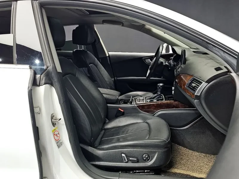 Audi A7 3.0 TDI Quattro, снимка 10 - Автомобили и джипове - 54562130