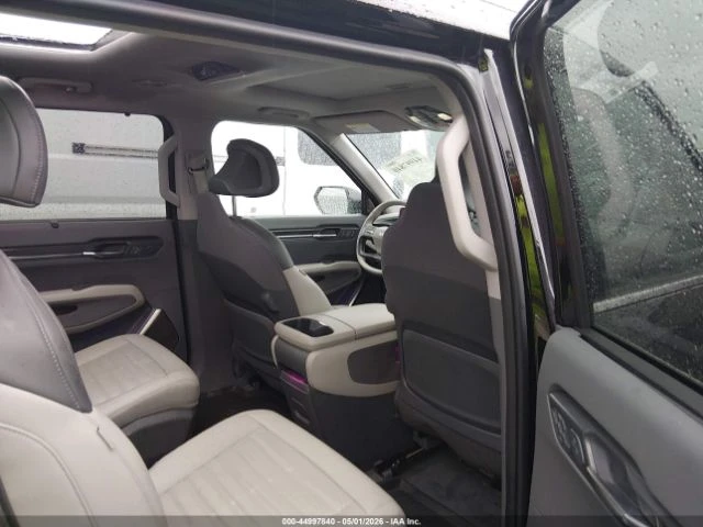 Kia EV9 LAND | PANO | CAPTAIN CHAIRS, снимка 8 - Автомобили и джипове - 55006183