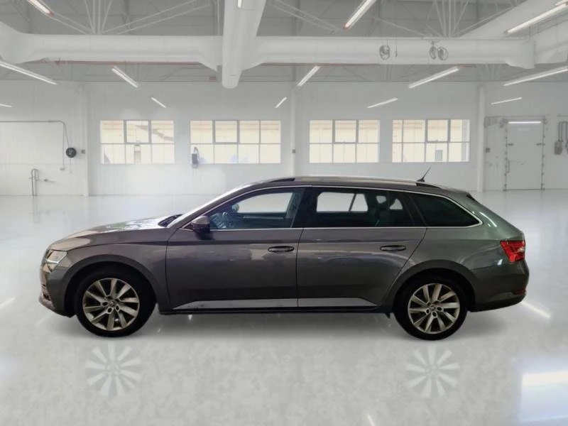 Skoda Superb 1.4 TSI Plug-in Hybrid, снимка 5 - Автомобили и джипове - 55276683
