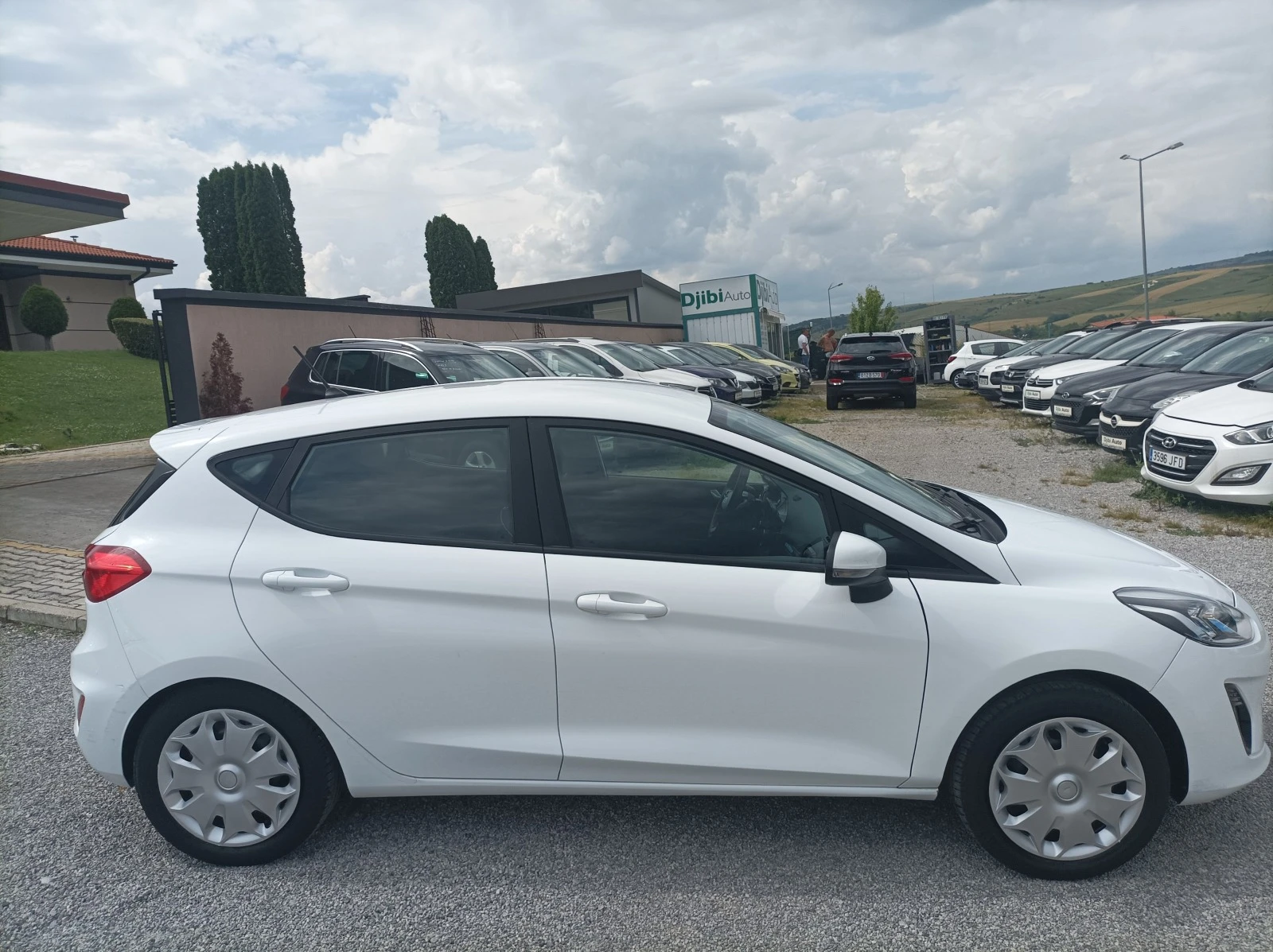 Ford Fiesta 1.1I-EURO6 - изображение 4