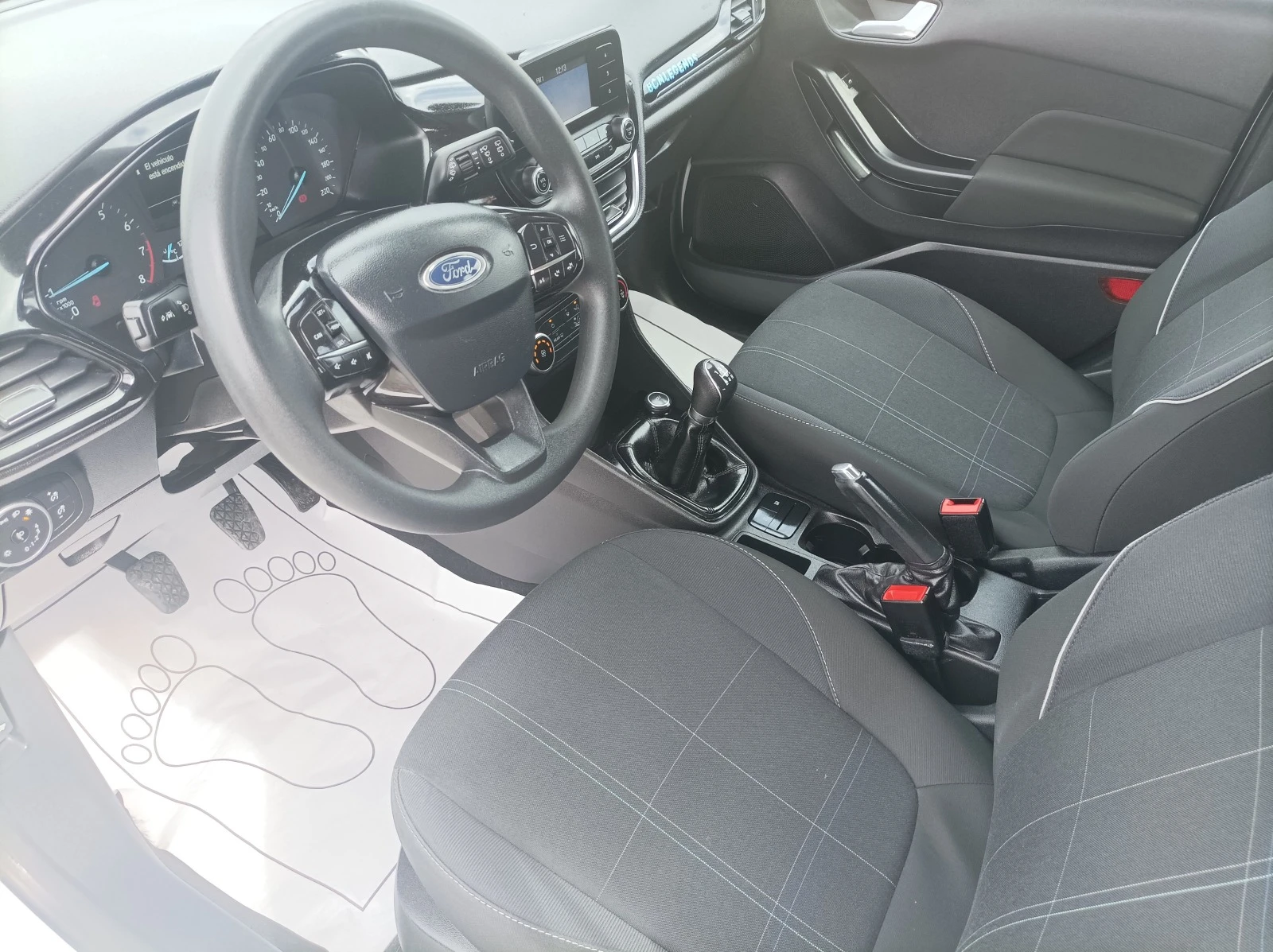 Ford Fiesta 1.1I-EURO6 - изображение 10