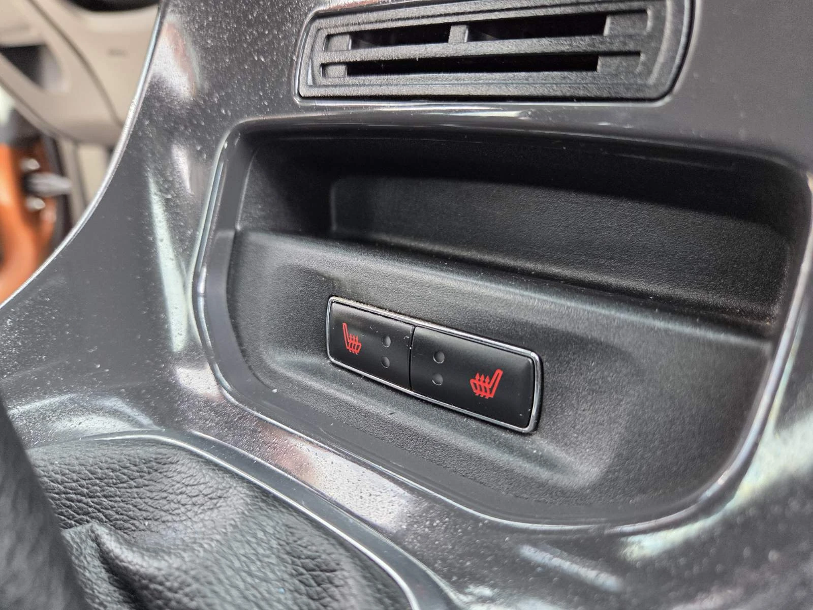 Ford Fiesta Djia, снимка 11 - Автомобили и джипове - 46378834