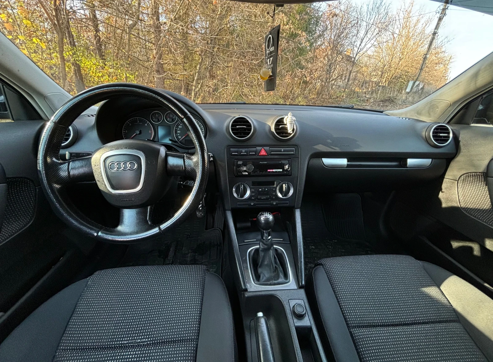 Audi A3 2.0TDI 6ск - изображение 6