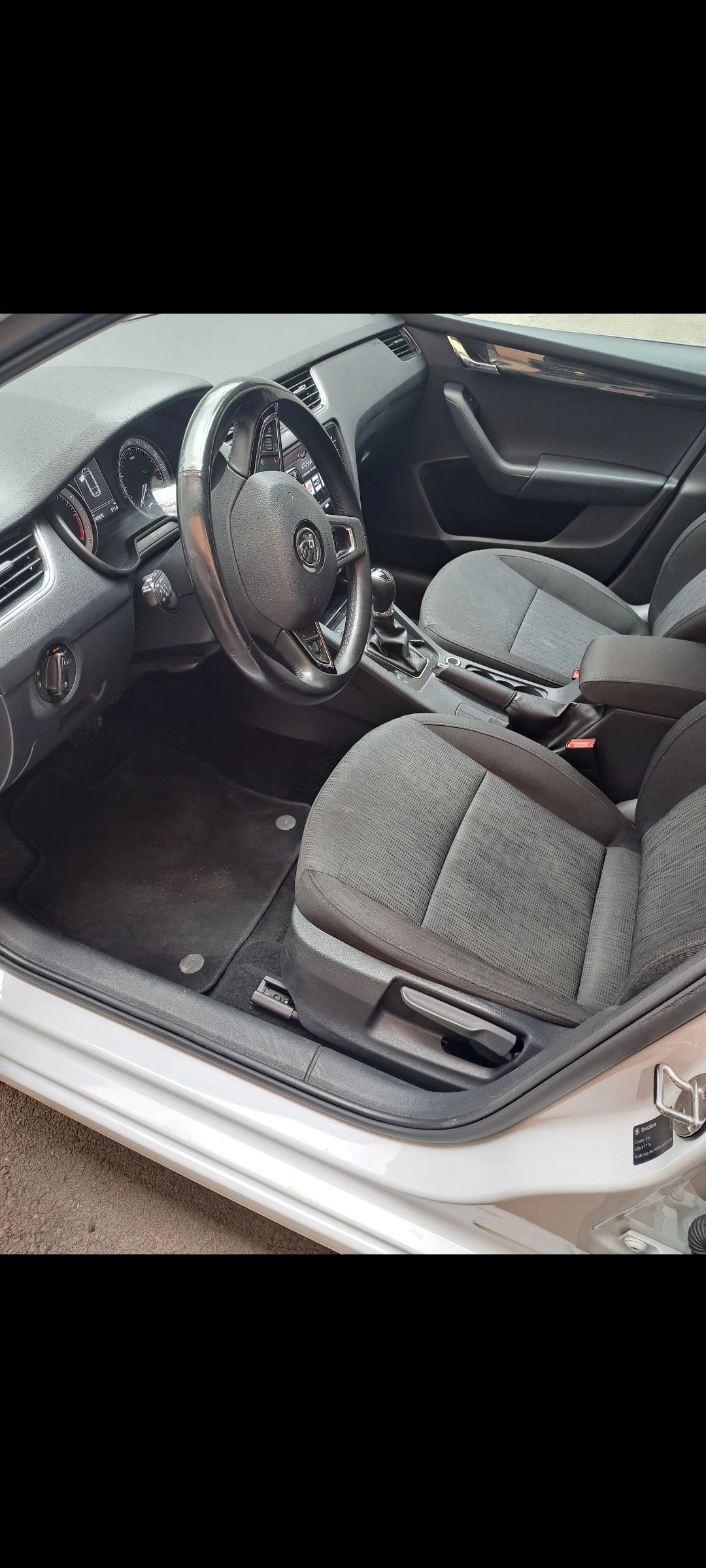Skoda Octavia 2.0 TDI DSG6 - изображение 8
