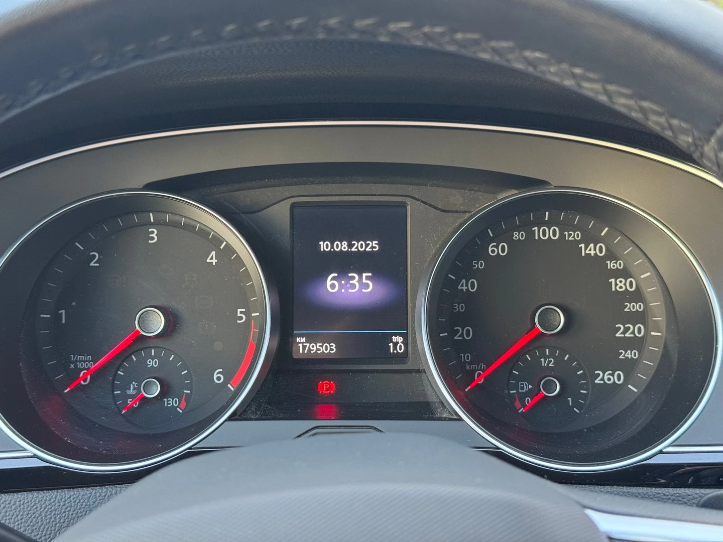 VW Passat VW Passat Var. Business 2.0TDI SCR 4MOT DSG - изображение 9