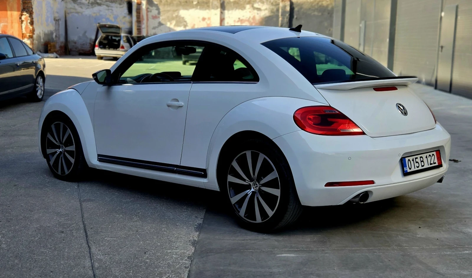 VW New beetle 2.0 200к.с - изображение 4