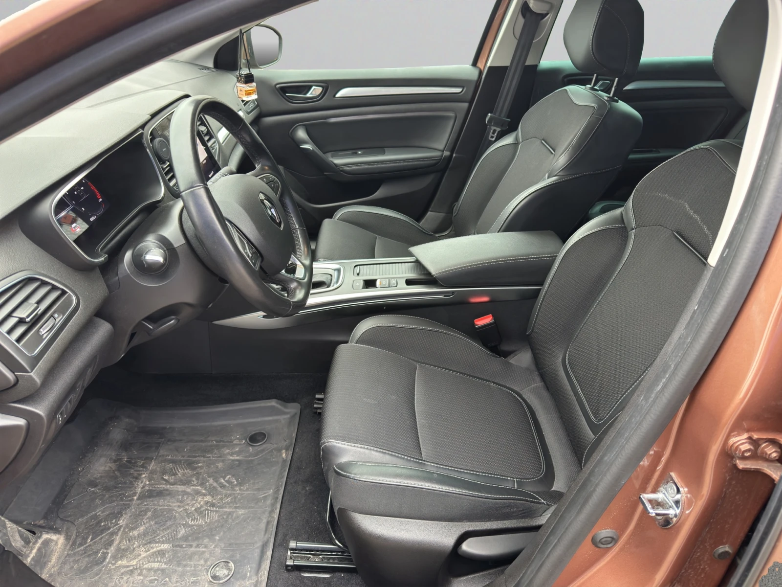 Renault Megane 1.3 TCI Intense | Mobile.bg � ����������� 10