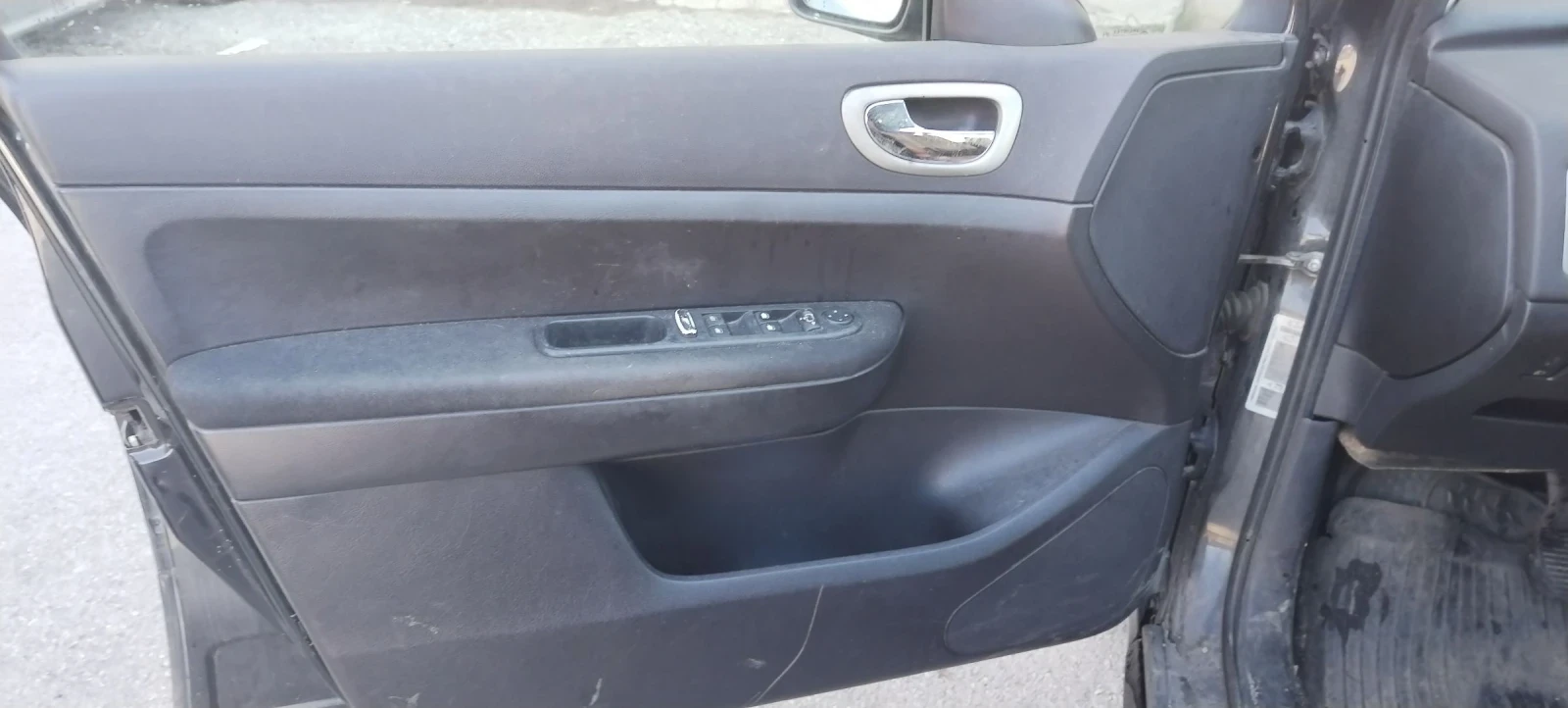 Peugeot 307, снимка 8 - Автомобили и джипове - 54099957