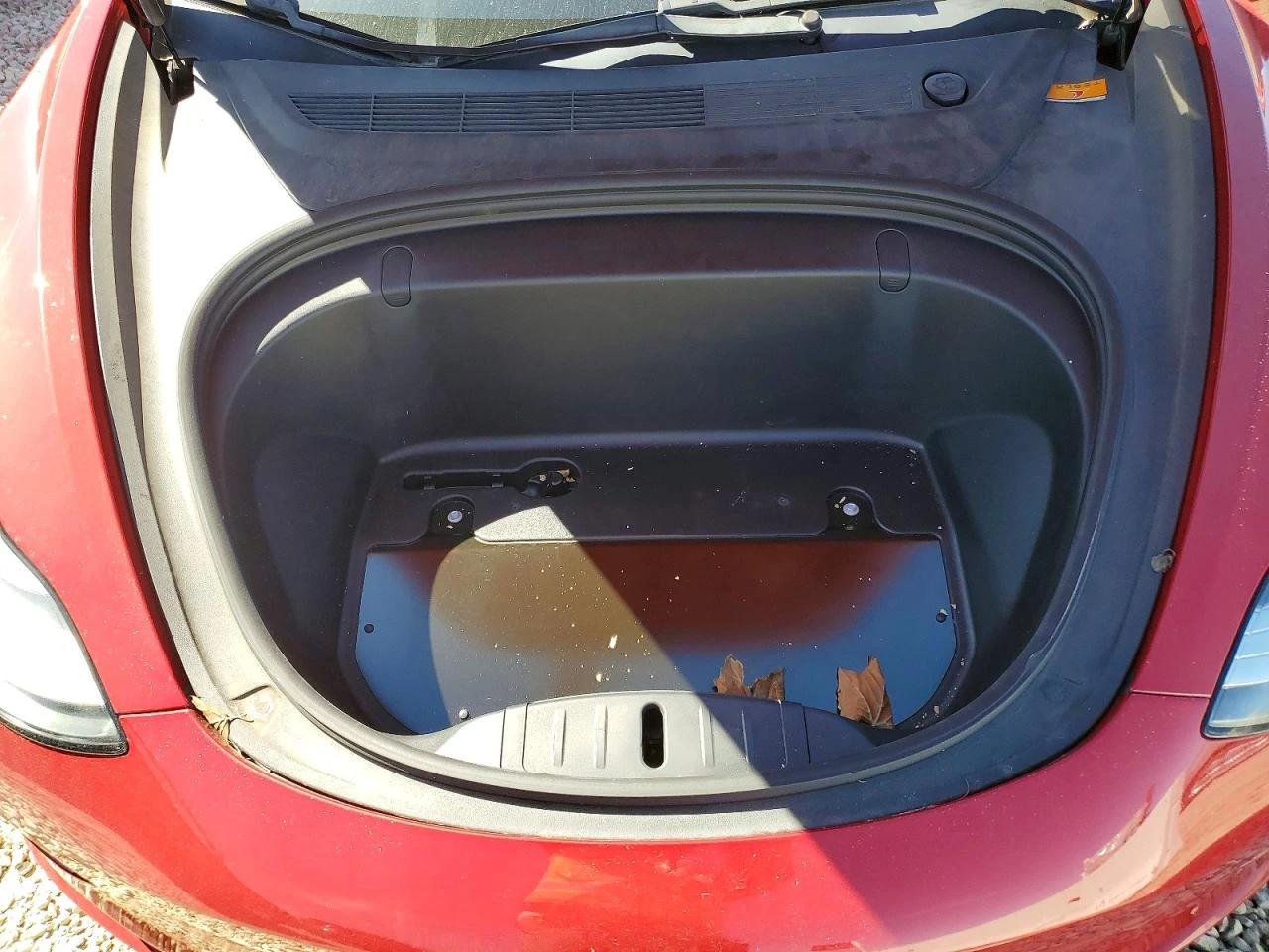 Tesla Model 3, снимка 11 - Автомобили и джипове - 54155728