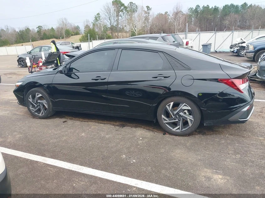 Hyundai Elantra 2.0L I-4 DOHC, VVT, 147HP Front Wheel Drive | Mobile.bg � ����������� 14