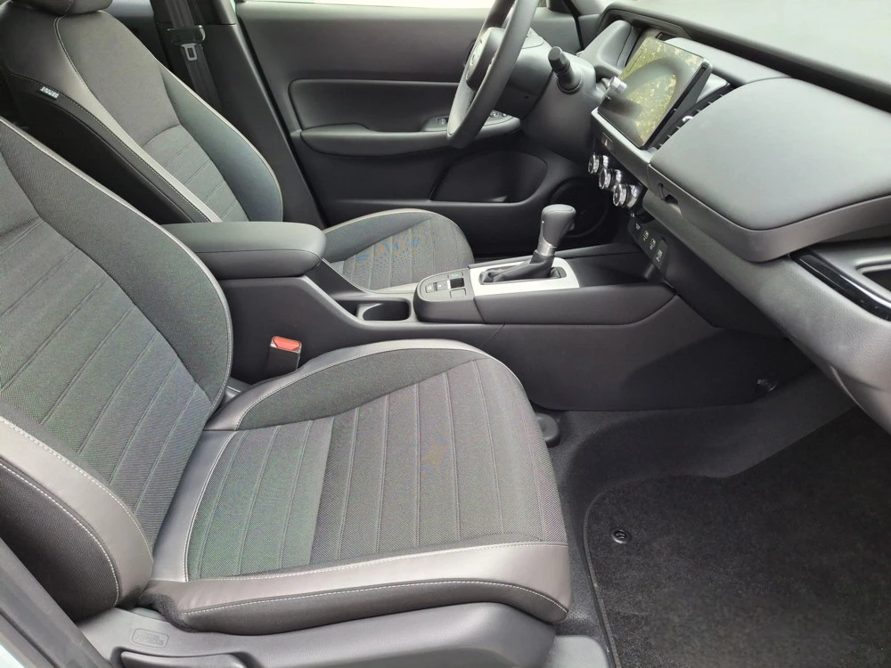 Honda Jazz Crosstar 1.5 i-MMD Hybrid, снимка 14 - Автомобили и джипове - 54283413