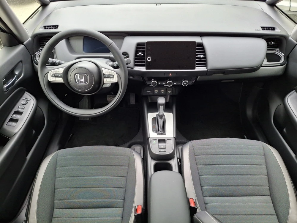 Honda Jazz Crosstar 1.5 i-MMD Hybrid, снимка 12 - Автомобили и джипове - 54283413