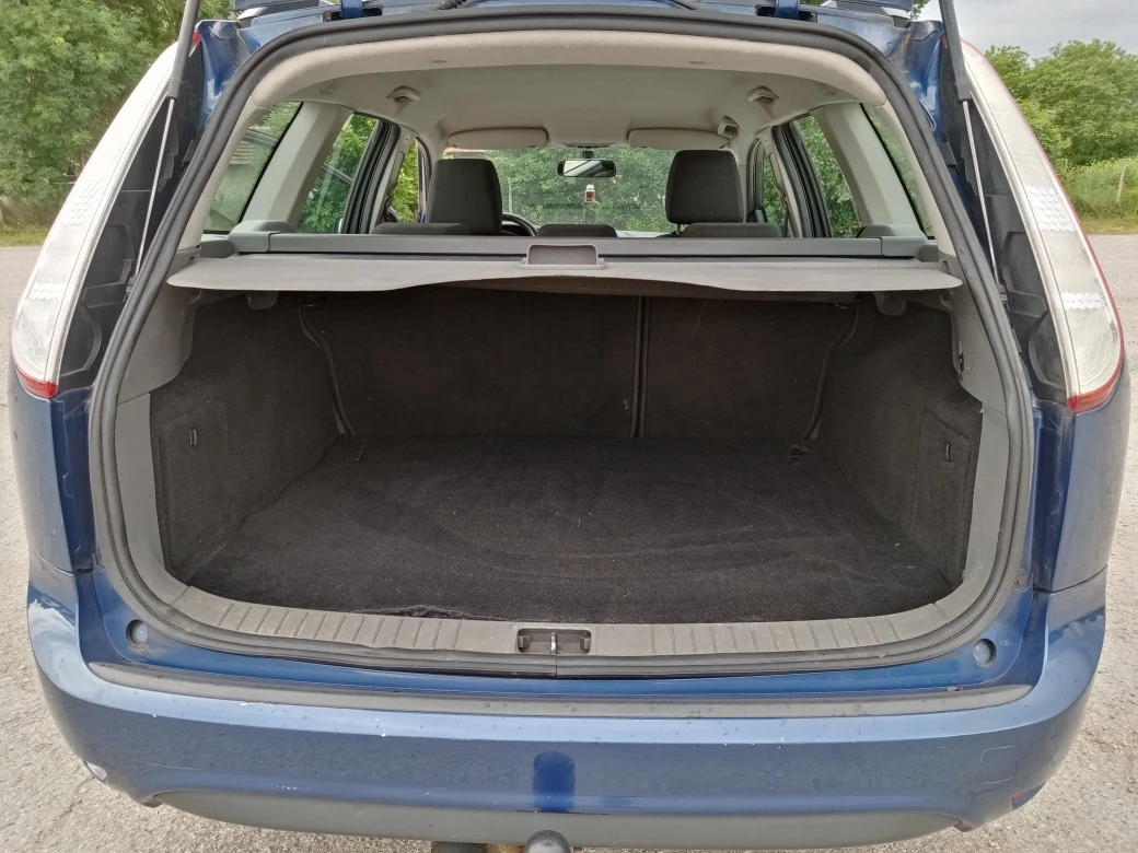 Ford Focus 1.6i TITANIUM, снимка 13 - Автомобили и джипове - 54749902