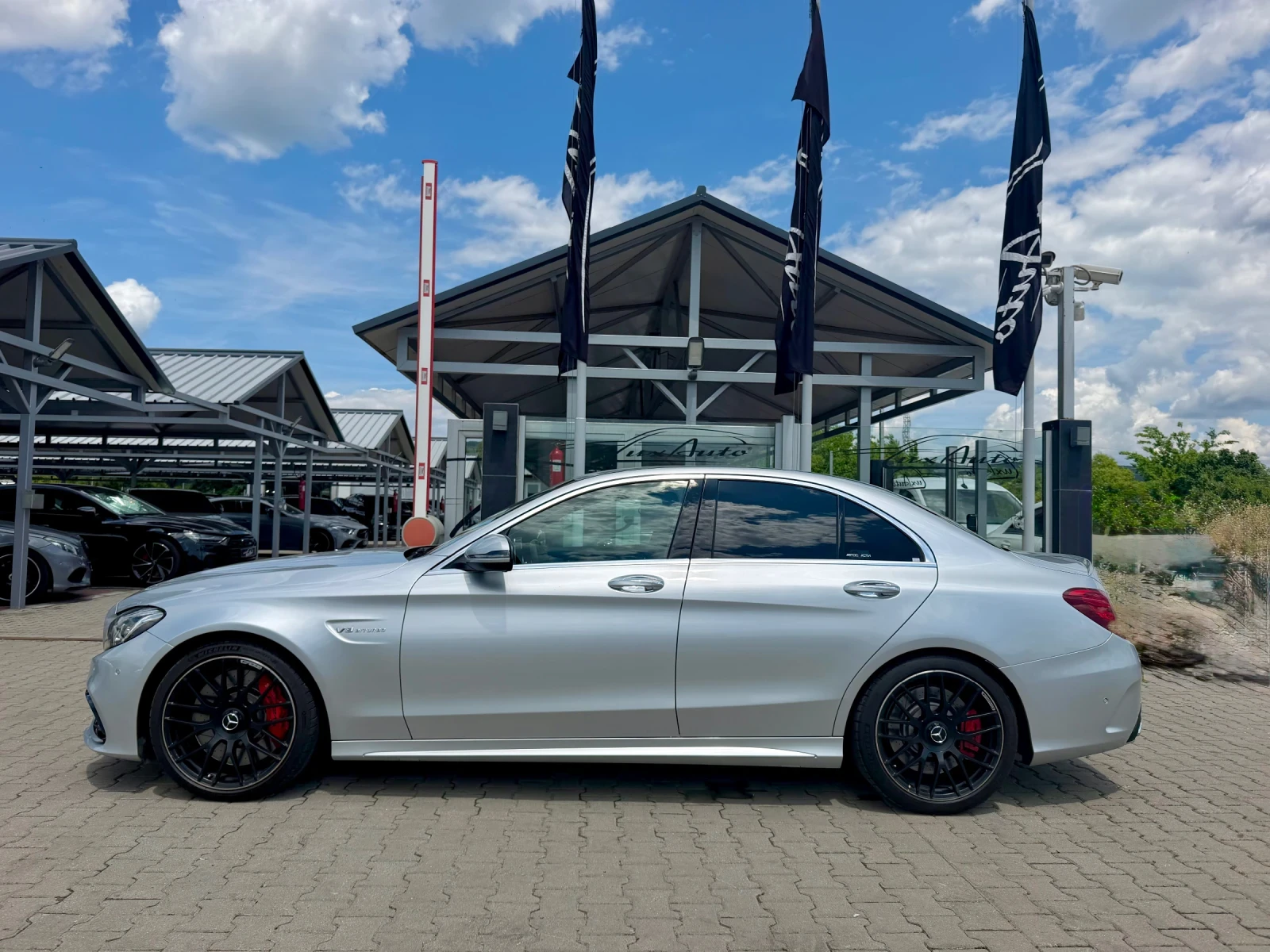 Mercedes-Benz C 63 AMG DESIGNO#BURMESTER#KEYLESS#DISTR#38000KM#УНИКАТ, снимка 6 - Автомобили и джипове - 54828184