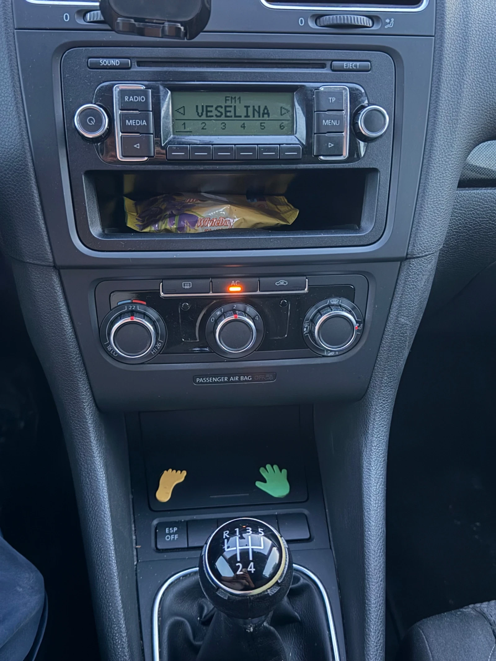 VW Golf 1.6, снимка 7 - Автомобили и джипове - 55106509