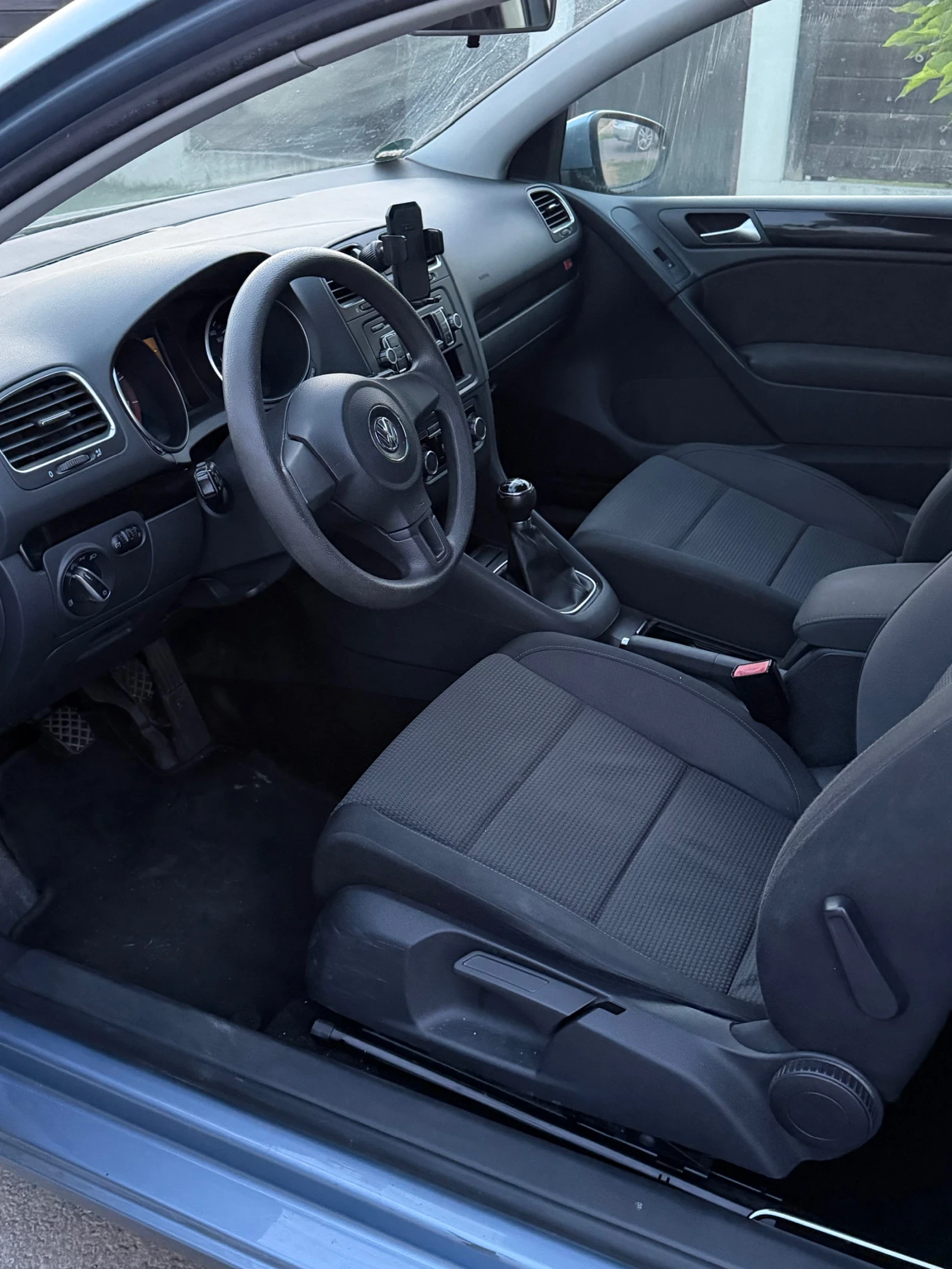 VW Golf 1.6, снимка 6 - Автомобили и джипове - 55106509