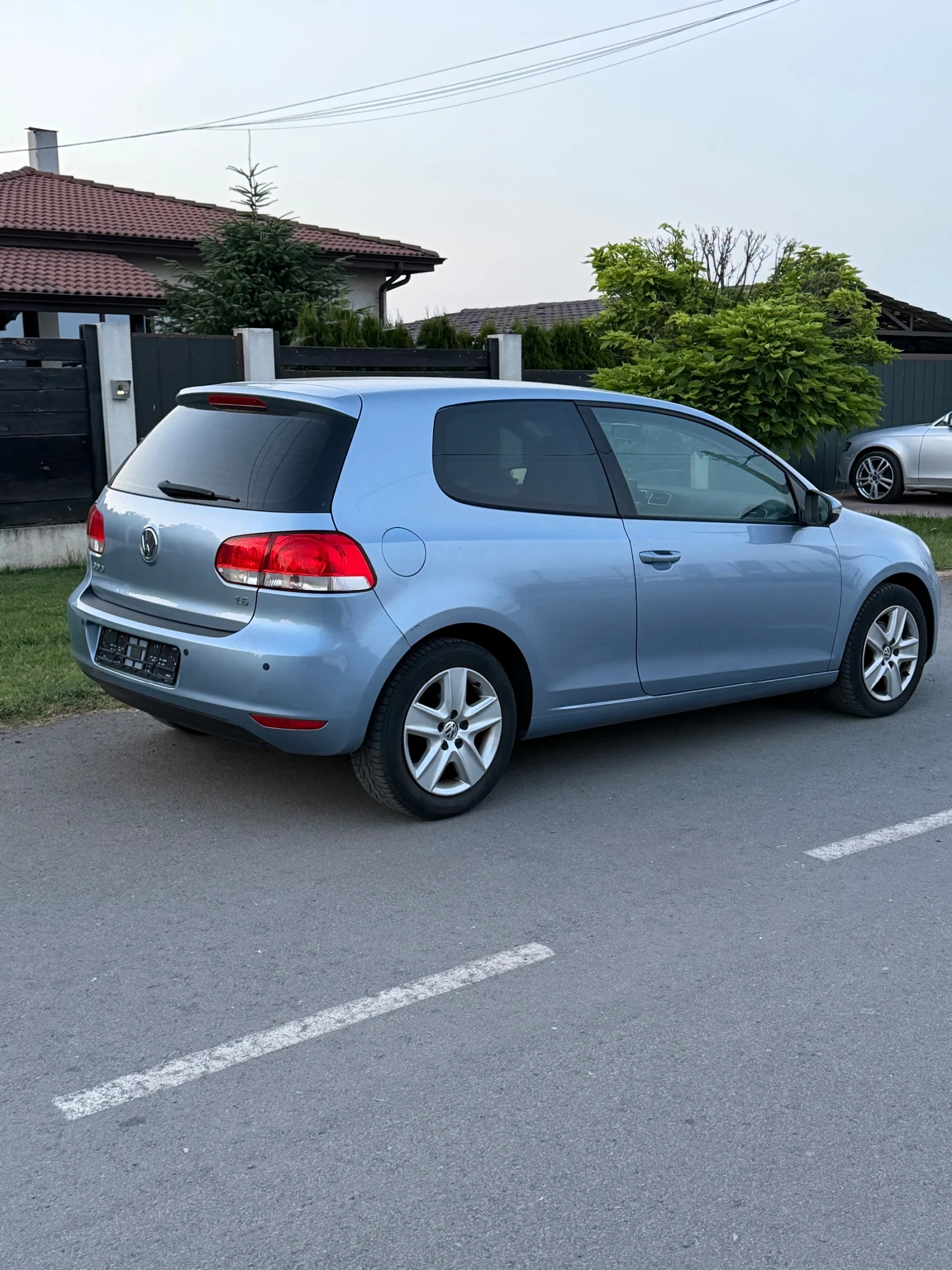 VW Golf 1.6, снимка 4 - Автомобили и джипове - 55106509