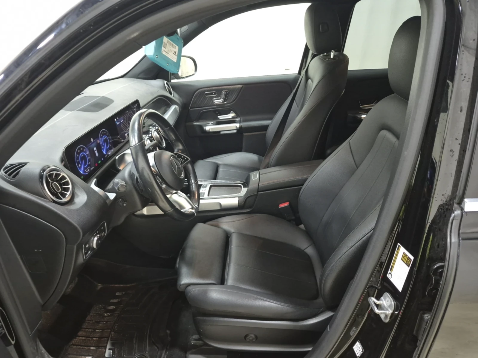 Mercedes-Benz EQB 2024 Mercedes-Benz EQB 300, снимка 7 - Автомобили и джипове - 55171038