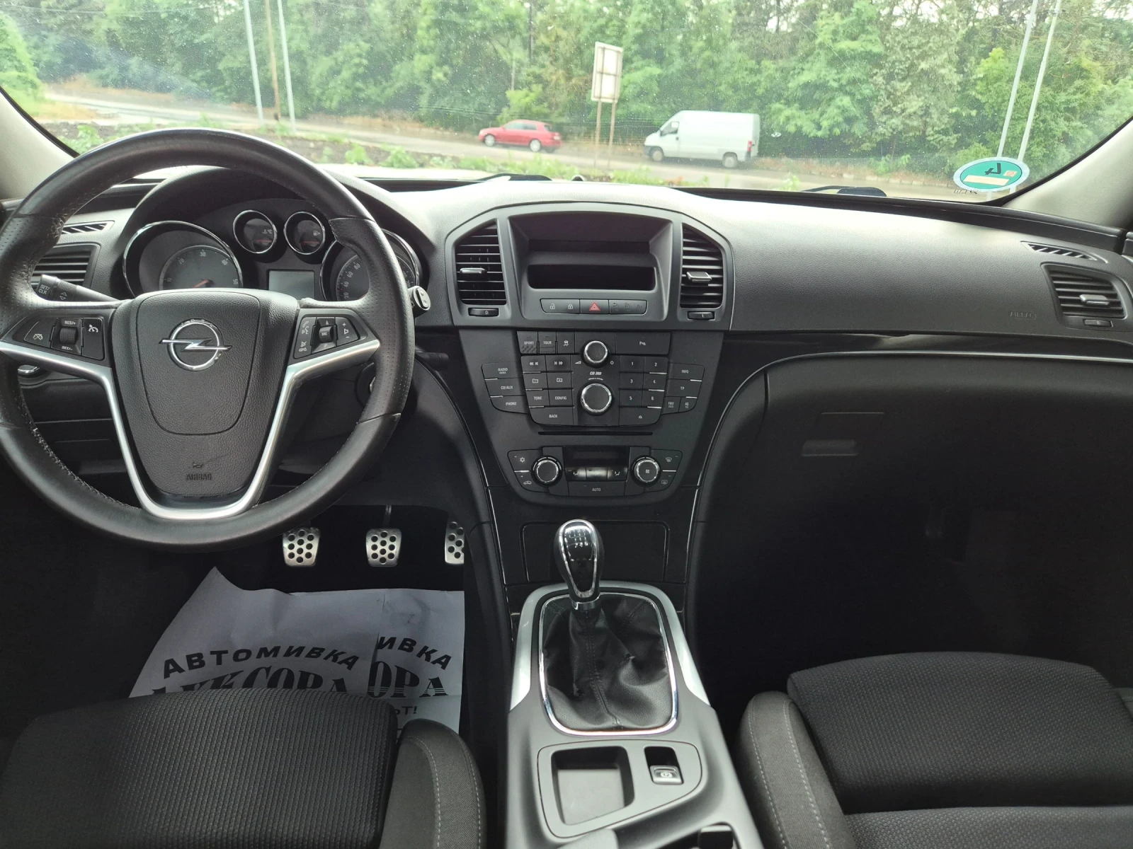 Opel Insignia, снимка 11 - Автомобили и джипове - 55372411