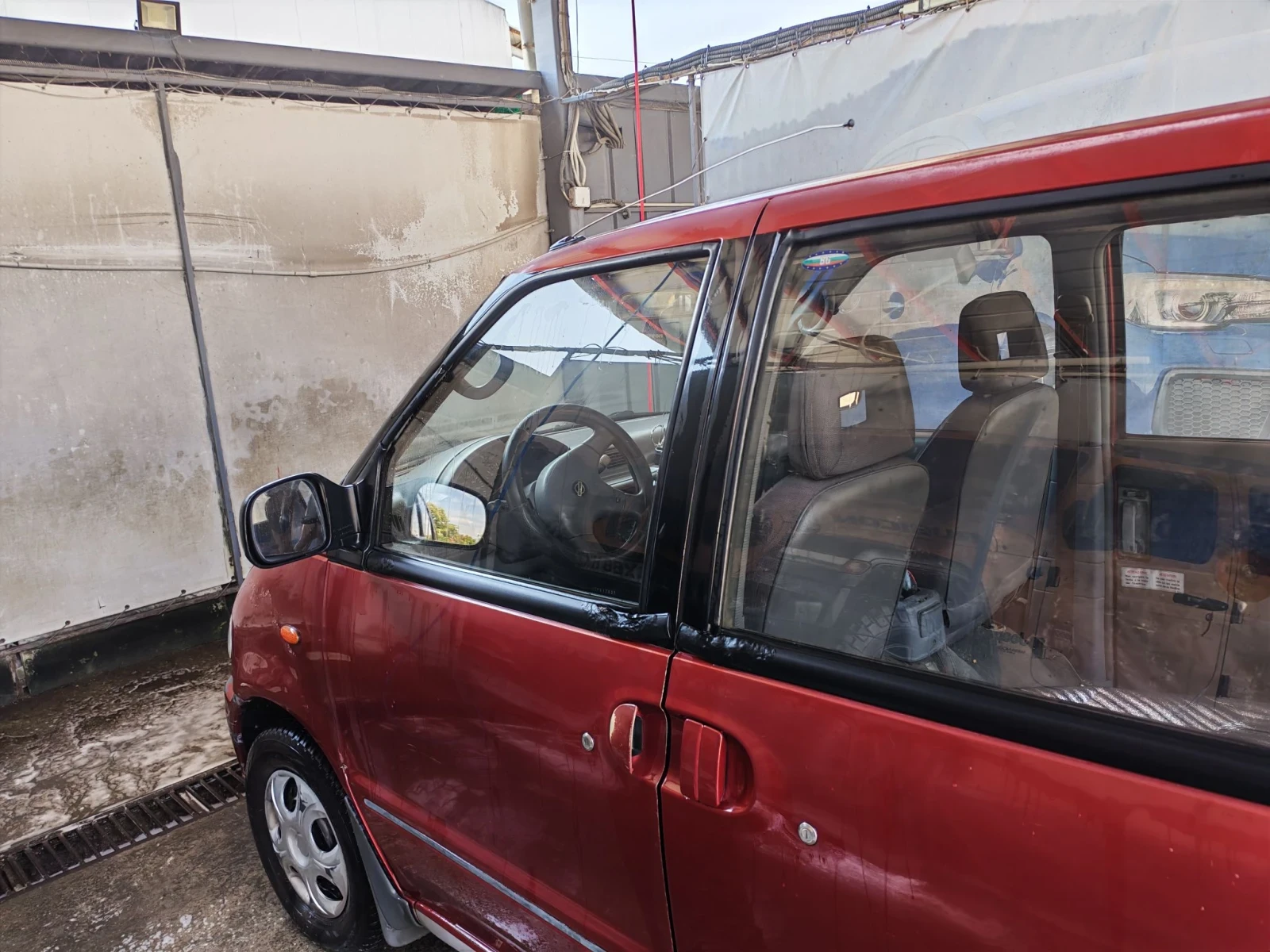 Nissan Serena 2.3, снимка 8 - Автомобили и джипове - 55653445