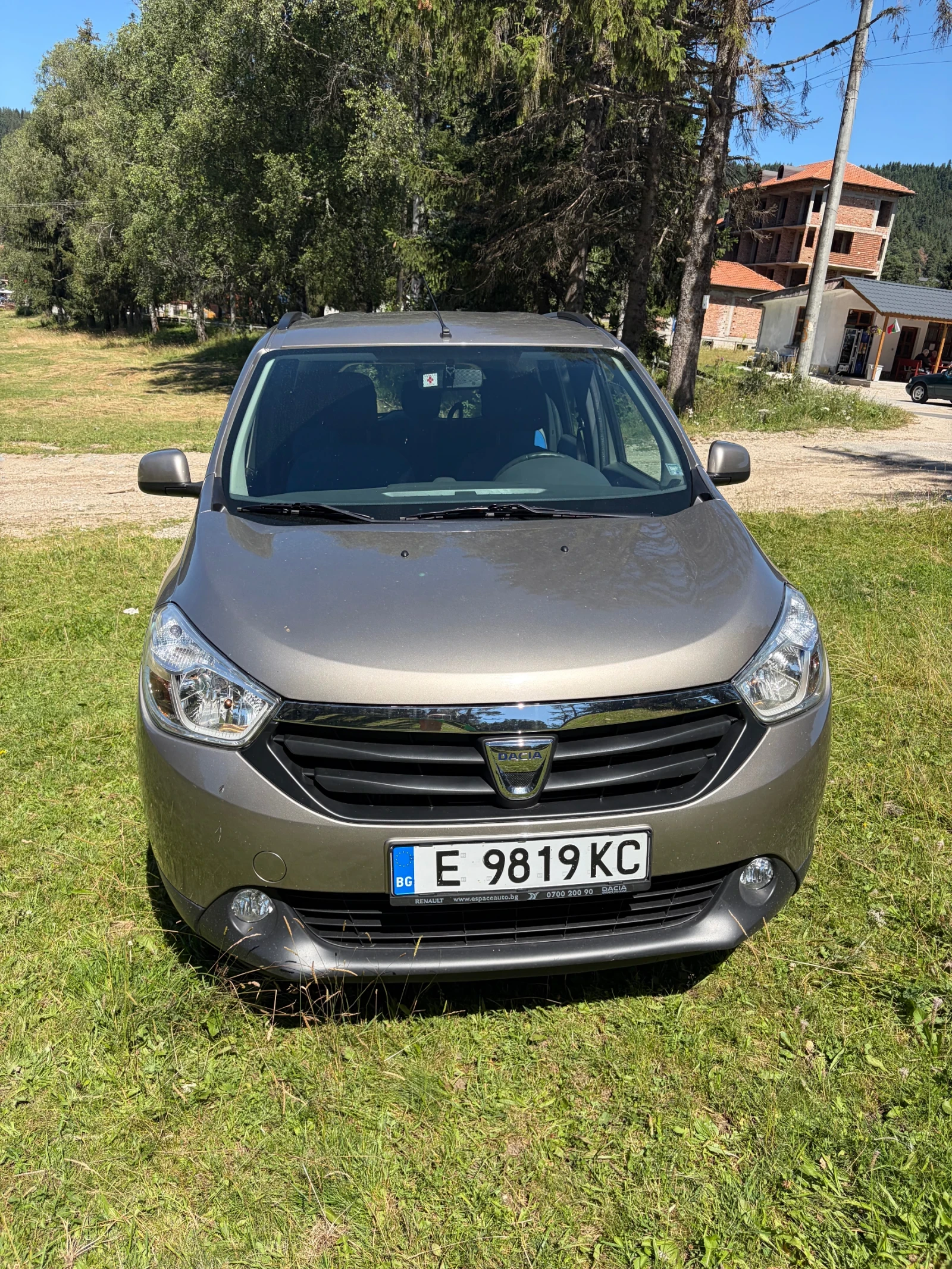 Dacia Lodgy 1.5 DCI , снимка 3 - Автомобили и джипове - 55850150