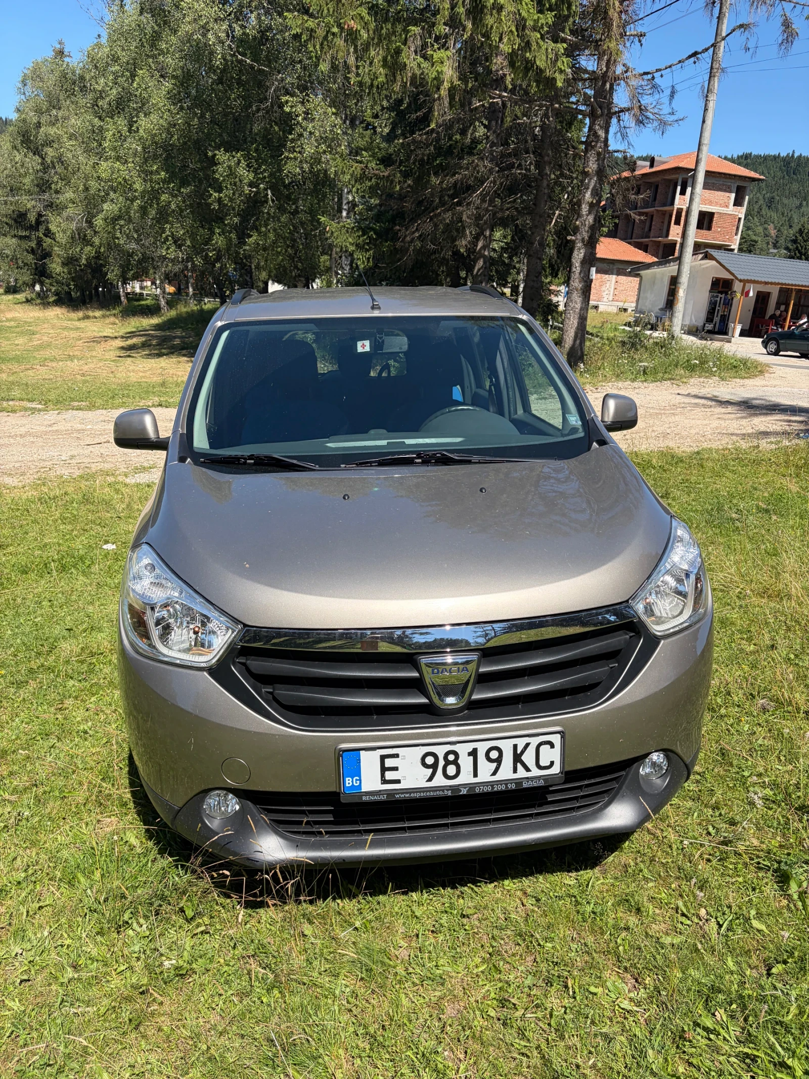 Dacia Lodgy 1.5 DCI , снимка 5 - Автомобили и джипове - 55850150