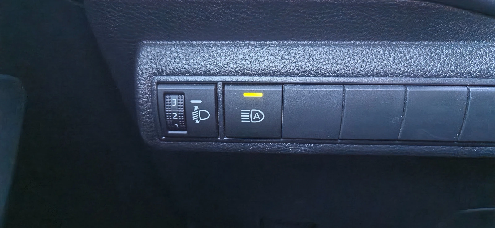 Toyota Corolla ГАРАНЦИЯ 2032г. 28365km., снимка 12 - Автомобили и джипове - 56009460