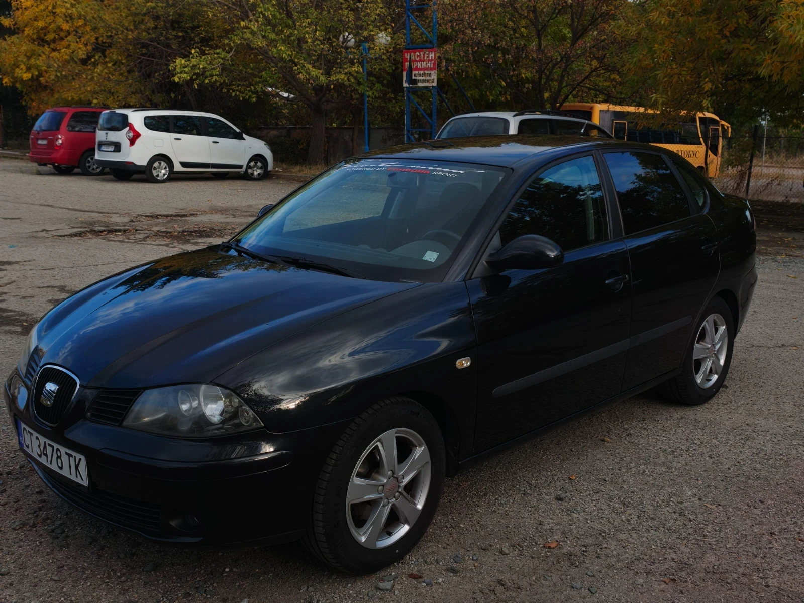Seat Cordoba, снимка 5 - Автомобили и джипове - 56568593