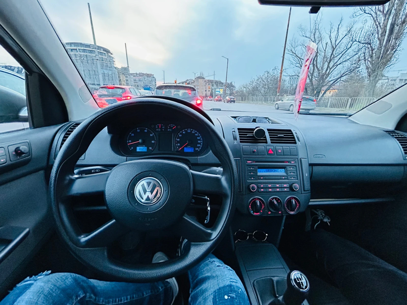 VW Polo 1.4, снимка 9 - Автомобили и джипове - 56591336