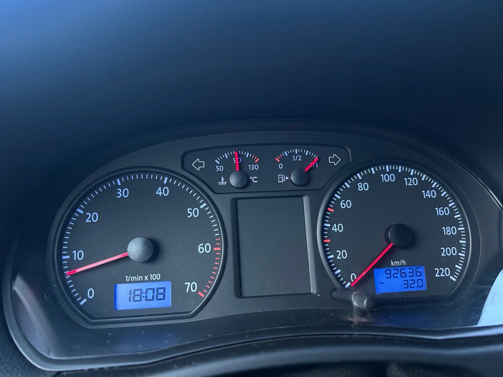VW Polo 1.4, снимка 10 - Автомобили и джипове - 56591336