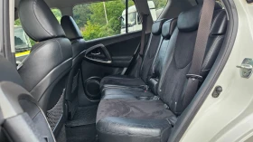 Toyota Rav4 2.2 D4d Klimatronik/4x4/6skorosti/Facelift, снимка 14