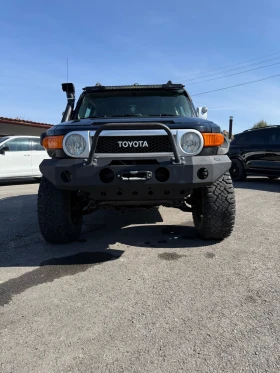 Toyota Fj cruiser - 17600 € / 34422.61 лв. - 22877810 2