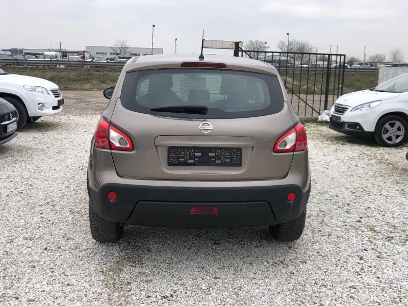 Nissan Qashqai, снимка 4 - Автомобили и джипове - 44712564