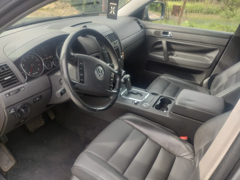 VW Touareg 3, 2 газ бензин , снимка 7 - Автомобили и джипове - 47211065