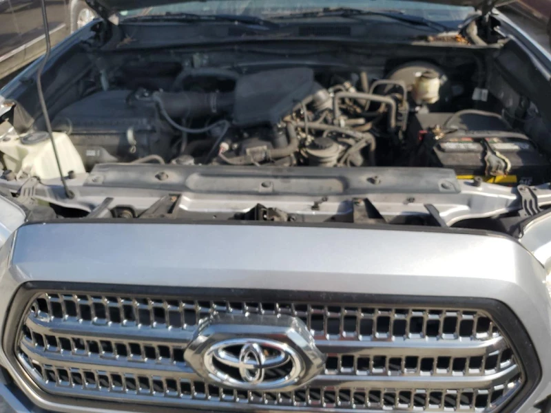 Toyota Tacoma, снимка 11 - Автомобили и джипове - 49048834