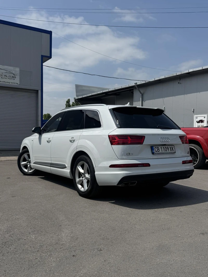 Audi Q7, снимка 3 - Автомобили и джипове - 52158866